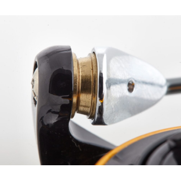 Катушка Salmo Elite Baitfeeder 8 8540BR, 7п.+1р.п-1